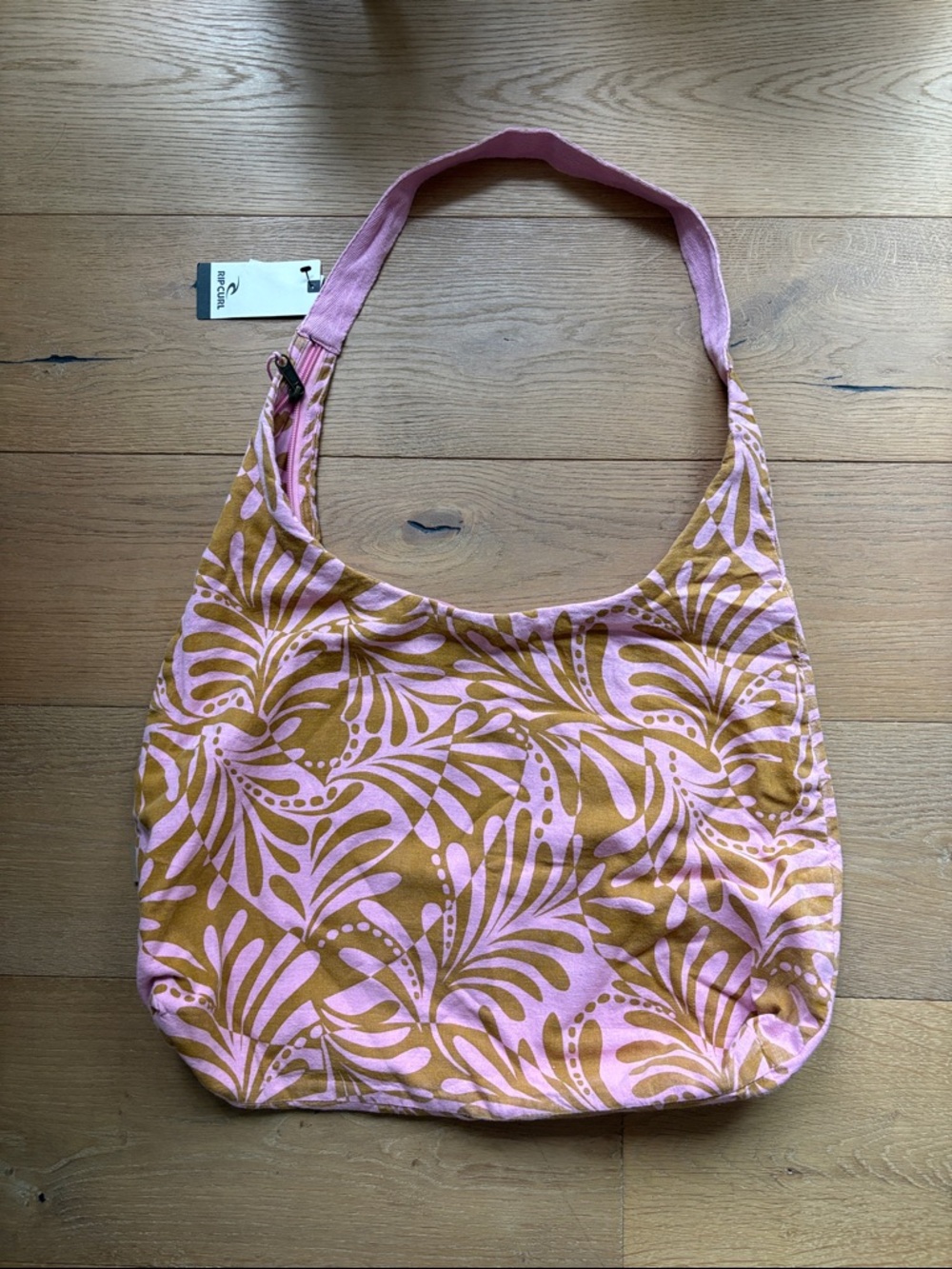 Rip Curl Pink & Brown Floral-Print Shoulder Bag. NWT - Picture 2 of 6